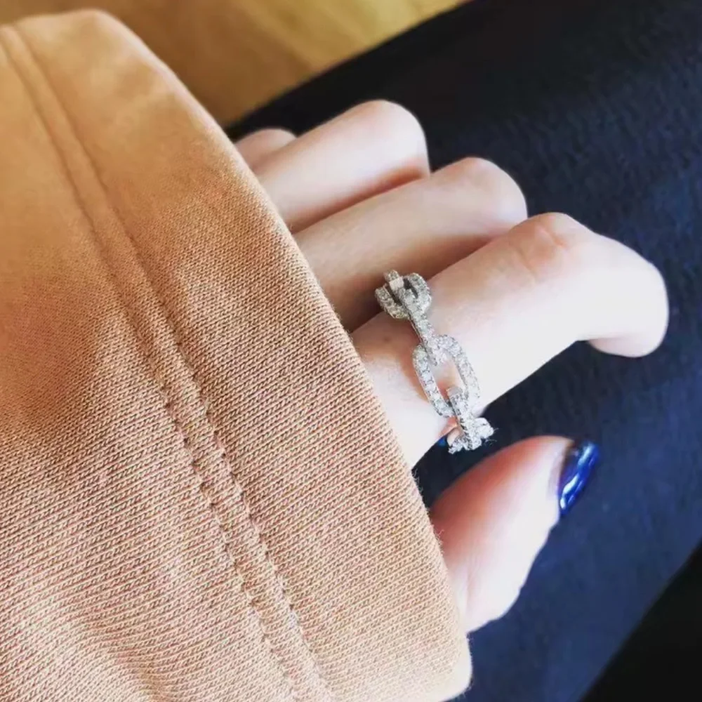 Move Uno Elegant Silver Chain Link Ring